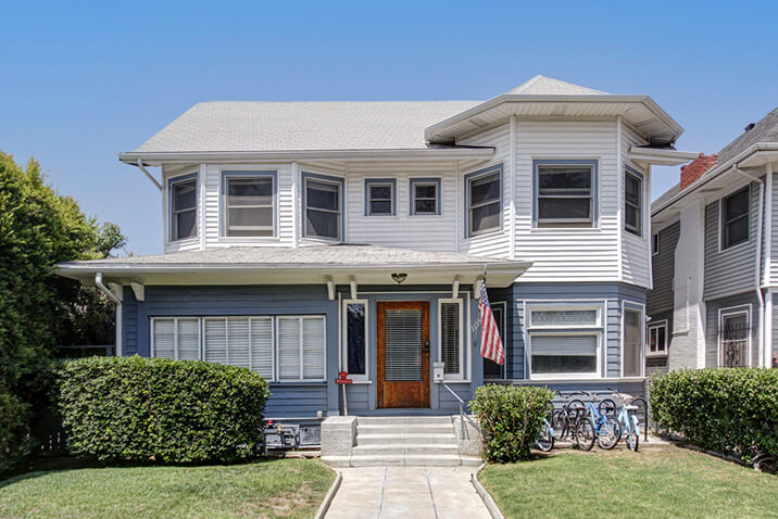 1195 W 28th Street House Front