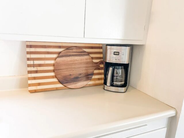 Kitchen counter