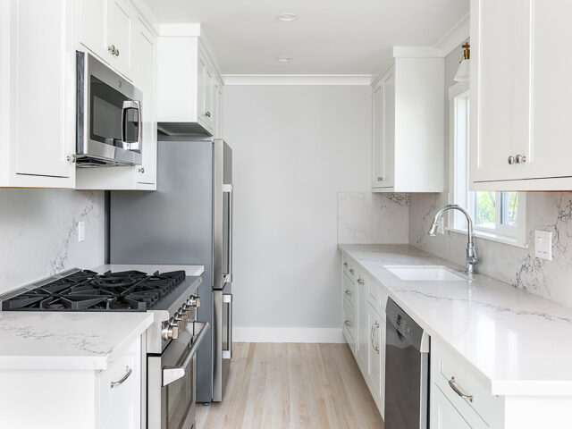 Ave 66 Kitchen