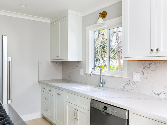 Ave 66 Kitchen