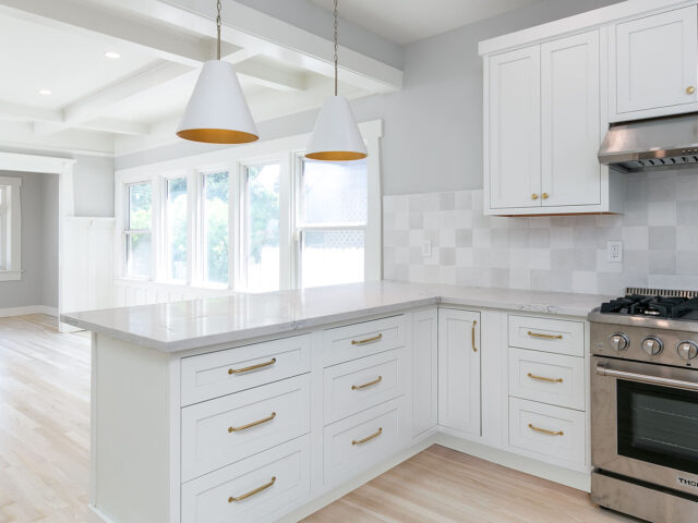 Ave 66 Kitchen