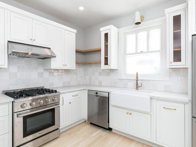 Ave 66 Kitchen