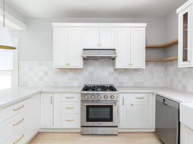 Ave 66 Kitchen