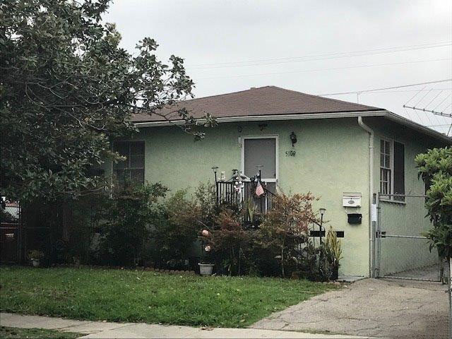 5109 Lincoln before exterior front