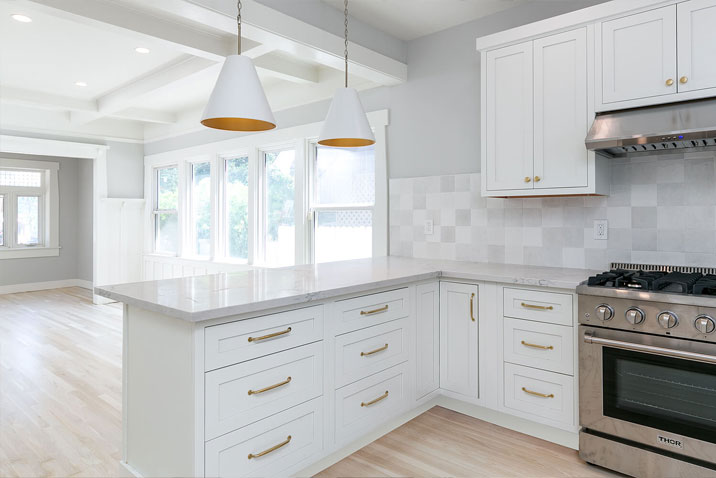 Ave 66 Kitchen