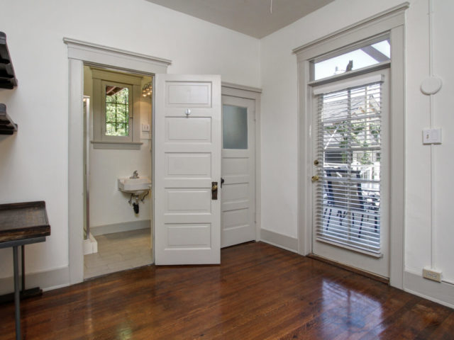 27th Bedroom