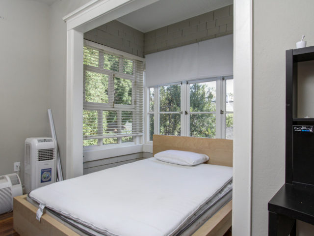 27th Bedroom