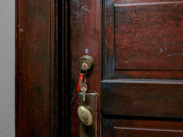 27th Door E