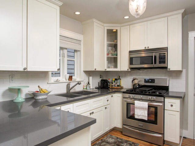 27th Kitchen