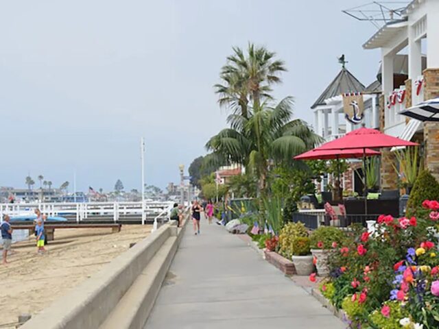 Balboa boardwalk