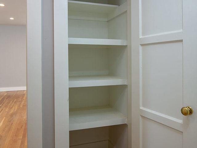 Lincoln Closet